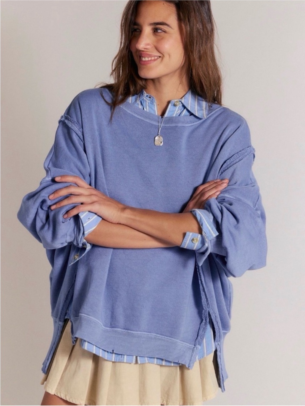 Free People We The Free Camden Sweatshirt. Size: Medium 💙